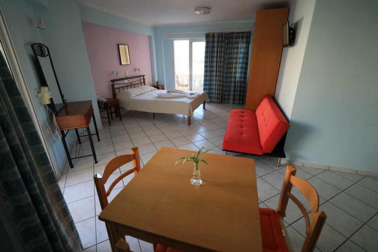 Malou Apartments Като Дарацо Екстериор снимка